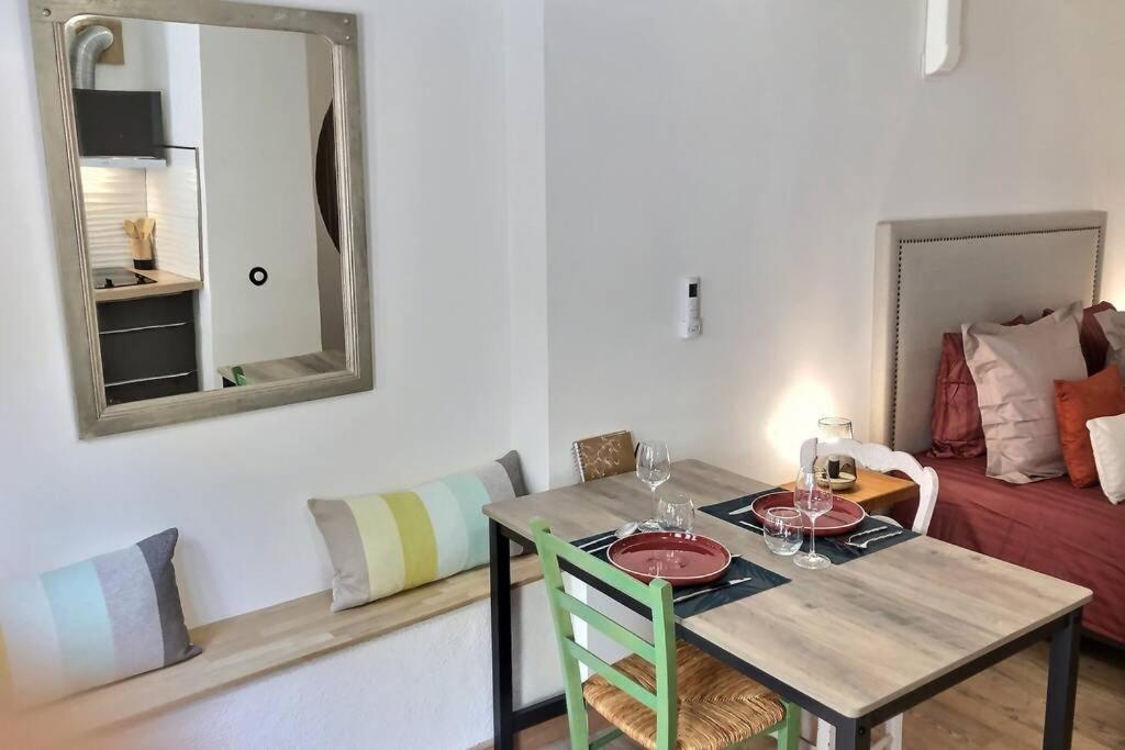 Studio Tout Confort, Terrasse, Calme Moustiers #7 Apartment Екстериор снимка